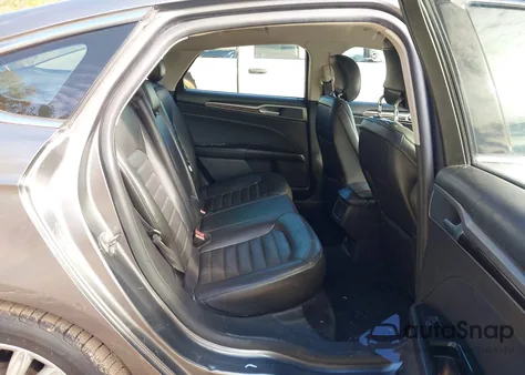 2013 Ford Fusion Hybrid Se z USA, uszkodzony, nr VIN 3FA6P0LU6DR379831